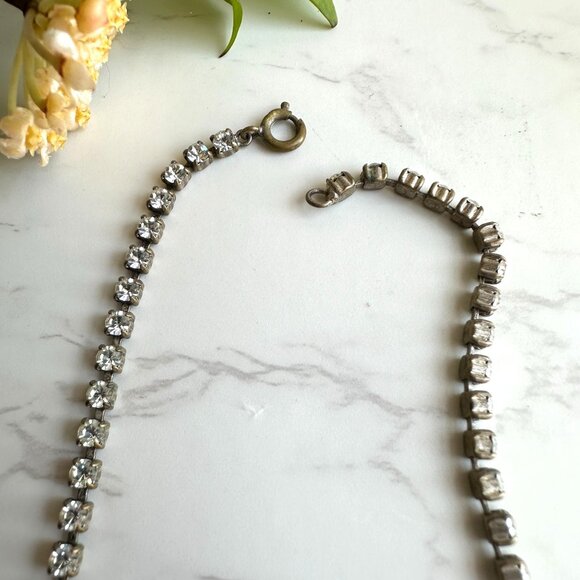 Vintage 1940s Rhinestone Bib Necklace 15.5" - Picture 4 of 8